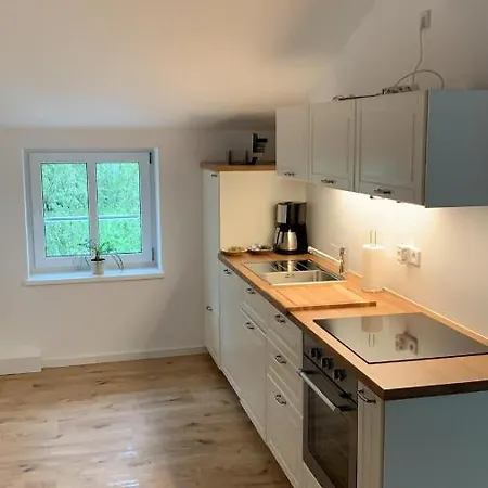 Landgasthof Alter Krug Ot Marquardt *