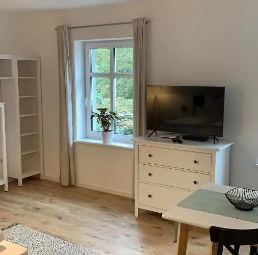 Landgasthof Alter Krug Ot Marquardt *