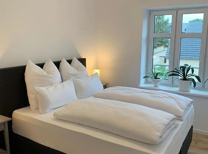 Landgasthof Alter Krug Ot Marquardt * Potsdam